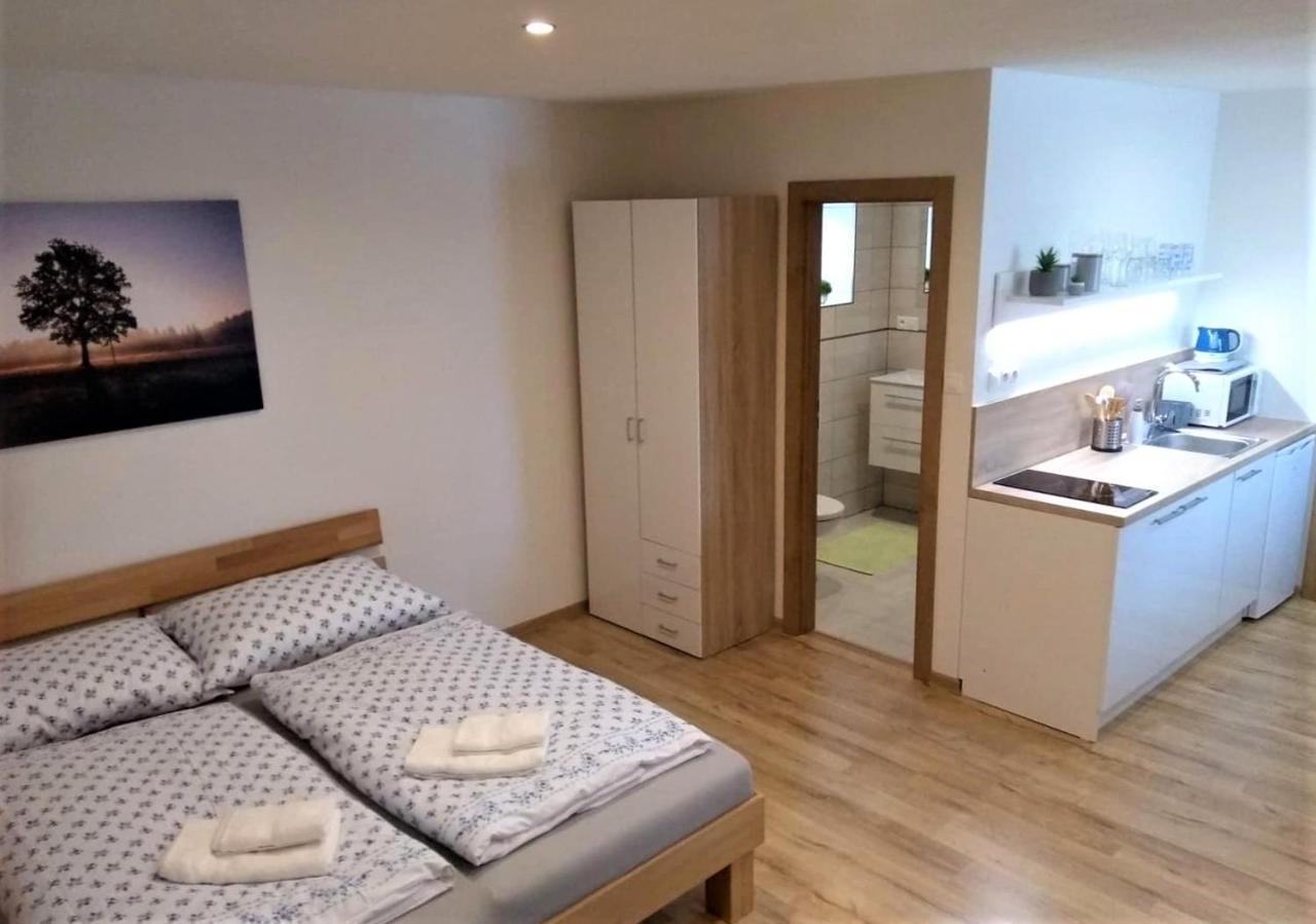 Ademi Apartments Smrecany Luaran gambar