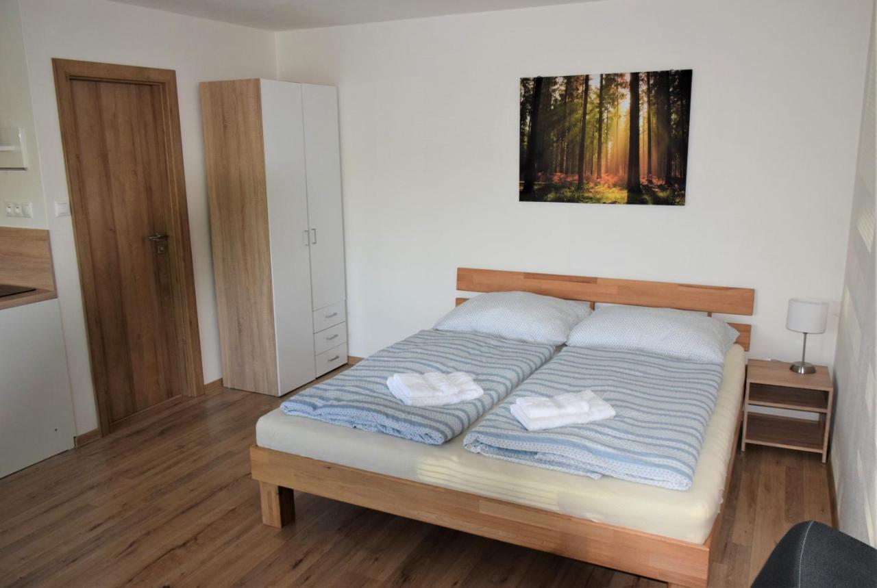 Ademi Apartments Smrecany Luaran gambar