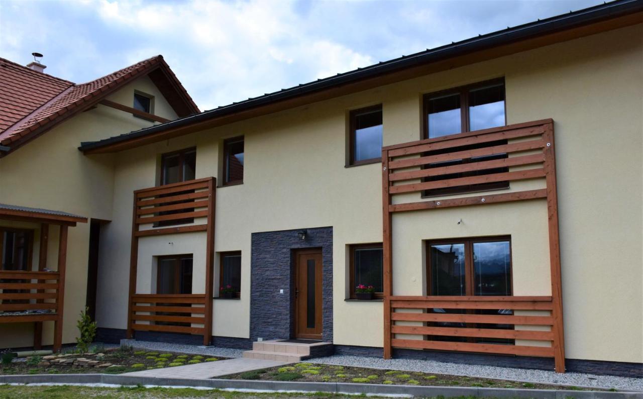 Ademi Apartments Smrecany Luaran gambar